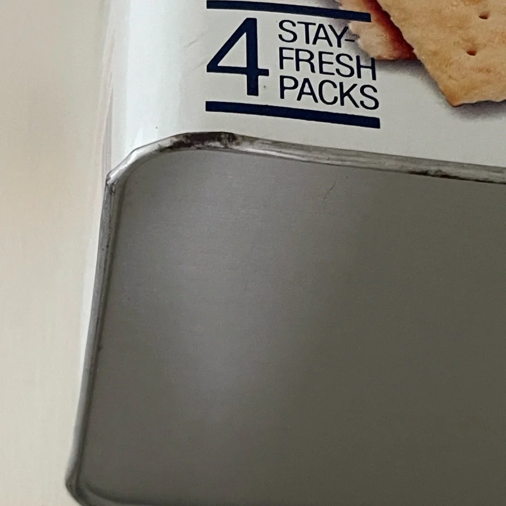 Nabisco Premium Saltine Cracker Tin - Picture 13 of 16
